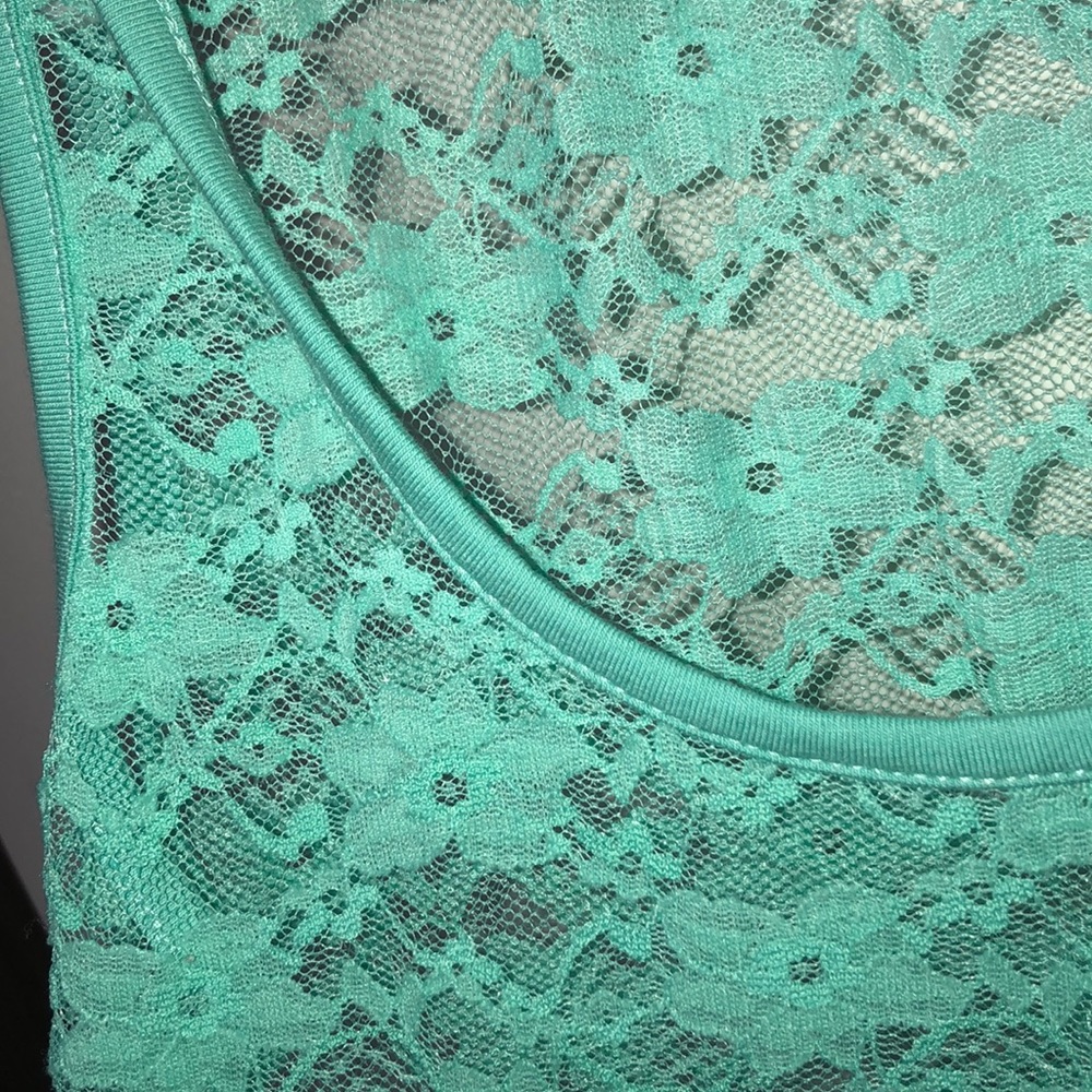 Tank top - Picture 2 of 2